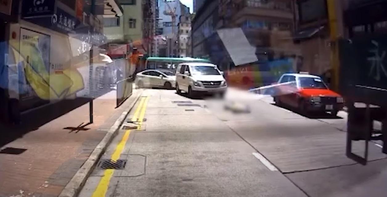 男子疑似昏迷倒地。(網片截圖)