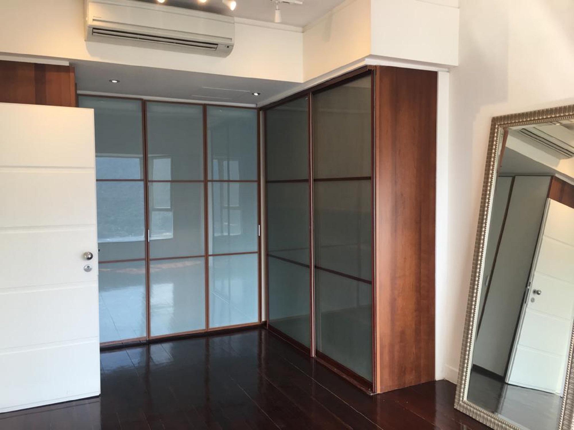 單位附有部分大型傢電。