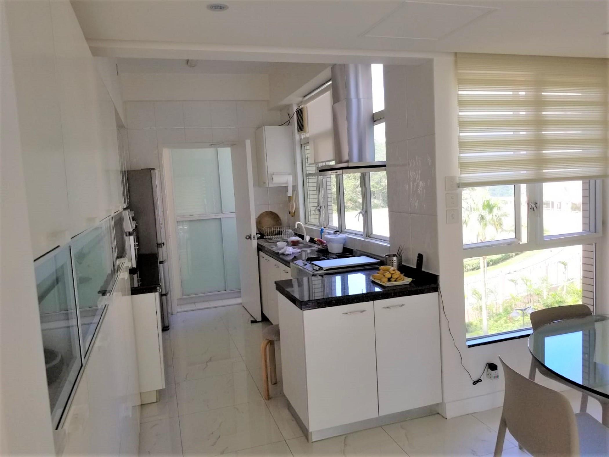 廚房為開放式設計。