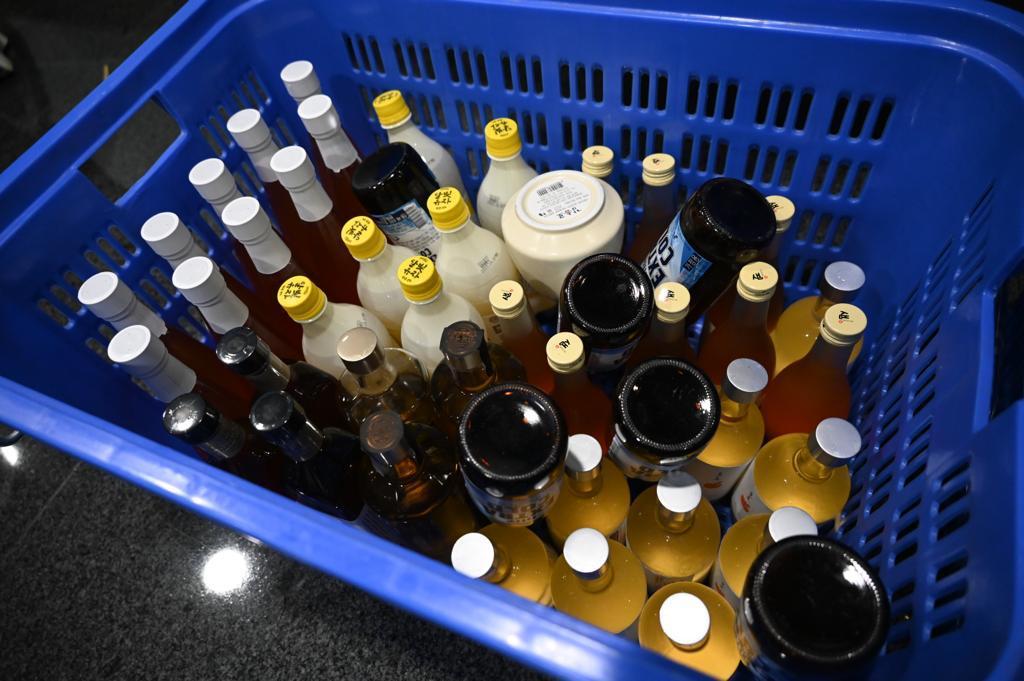 警方在「犁庭掃穴」行動中檢獲不同證物。