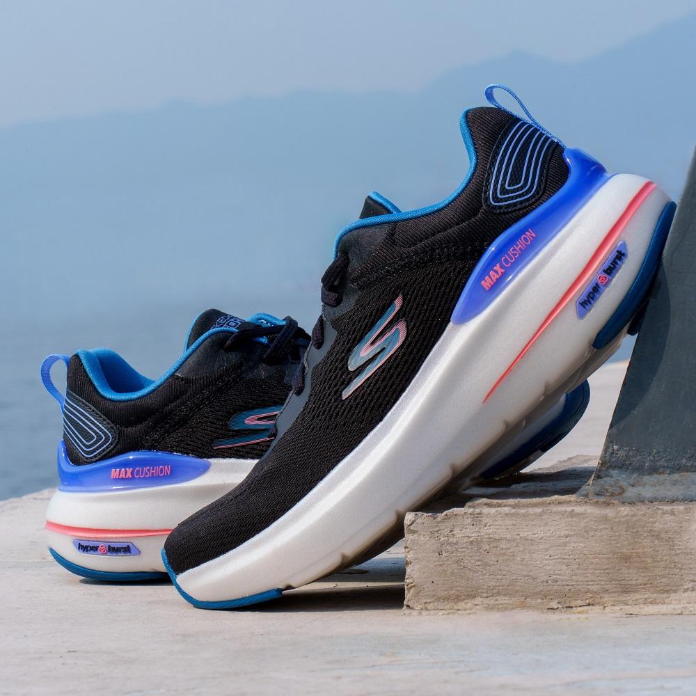 運動跑鞋│女裝 (129291/BKMT) 零售價:$1,099