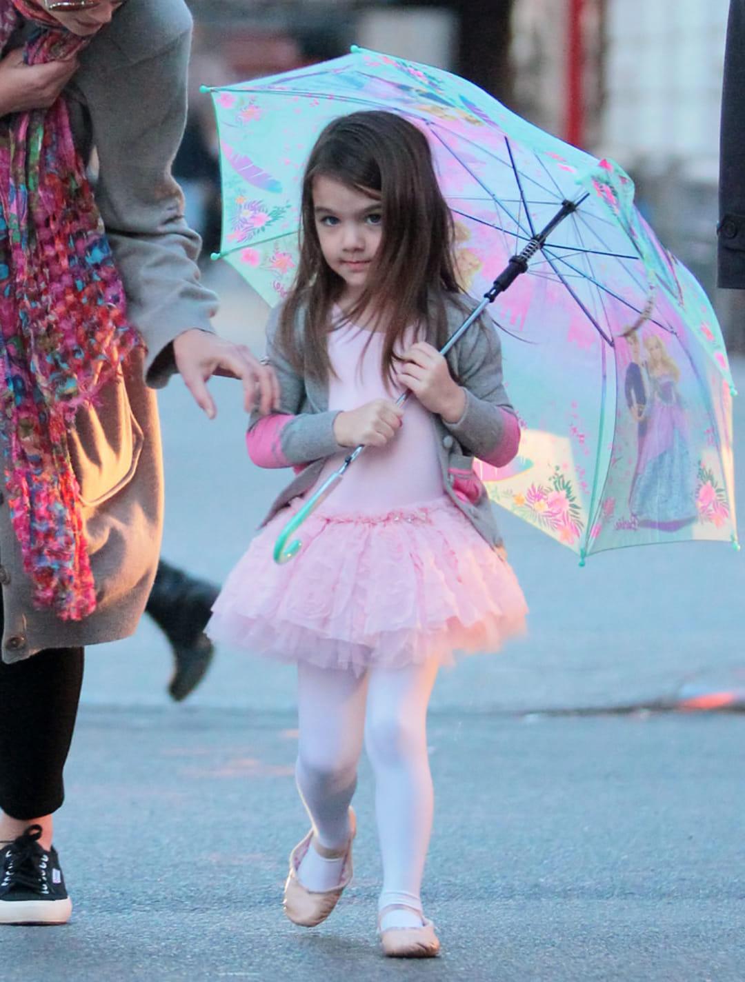 湯告魯斯(Tom Cruise)女兒Suri童年時