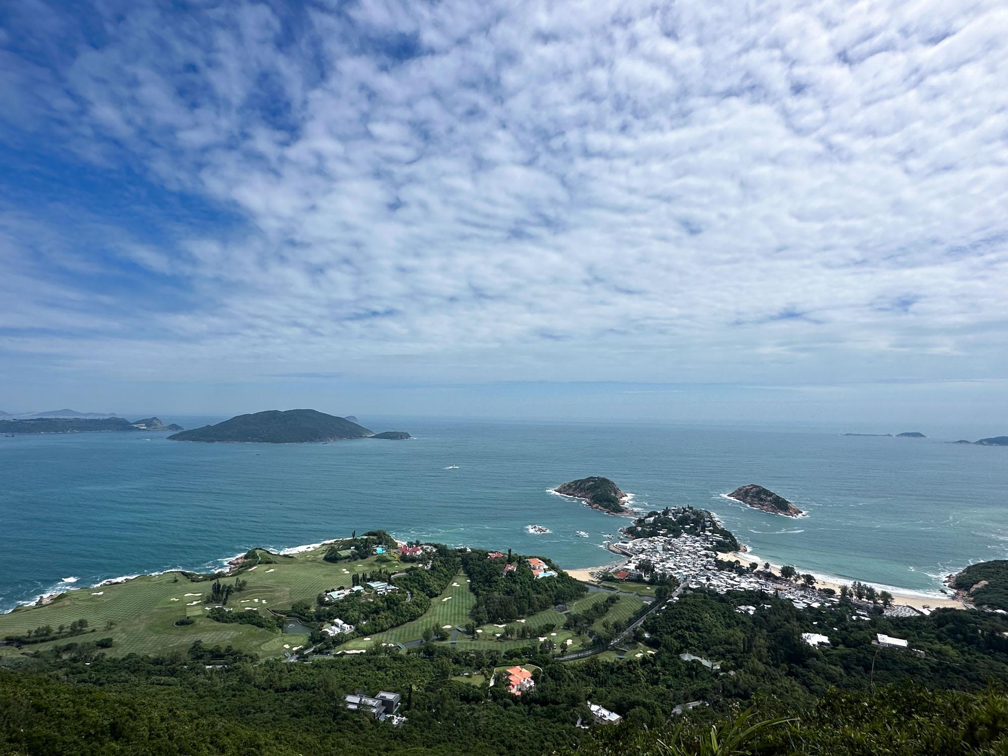 龍脊是港島徑第8段景點,面向石澳。(資料圖片)