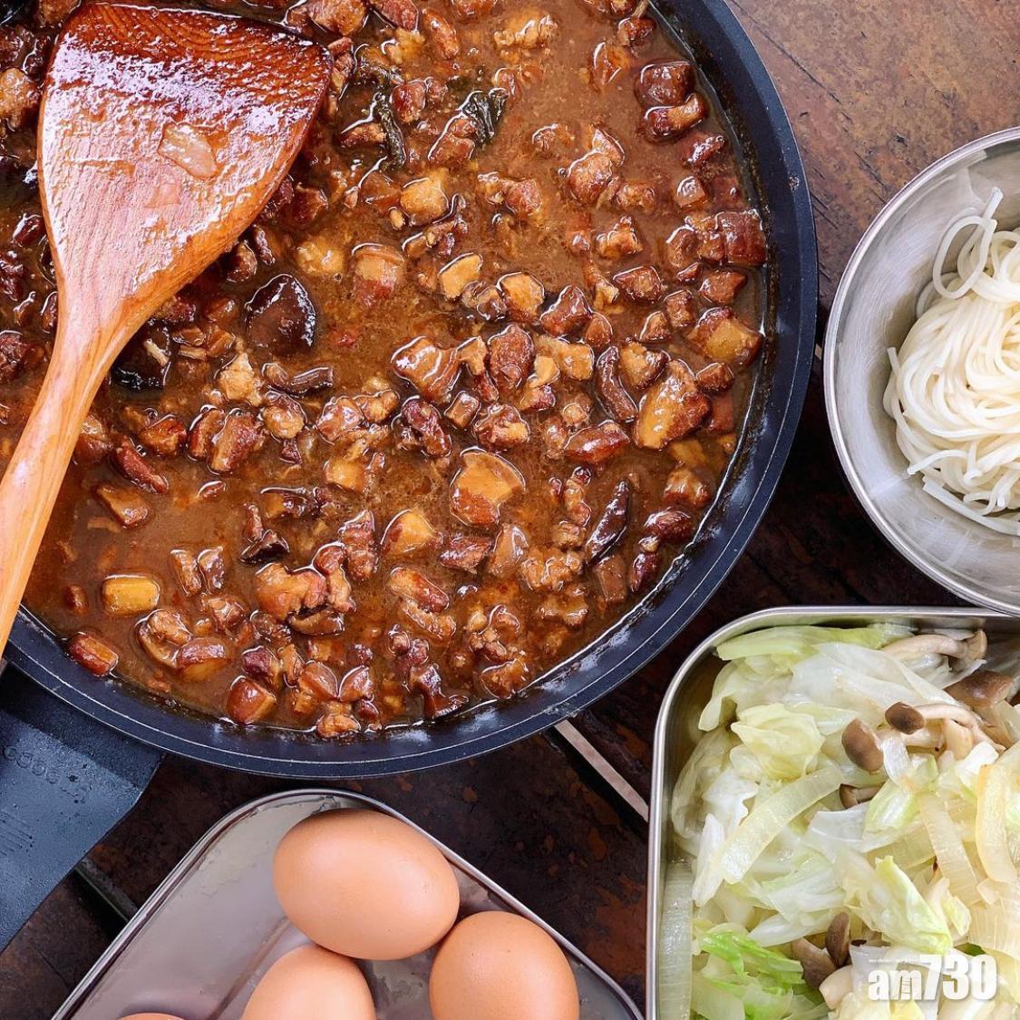 家常菜食譜|台式香菇滷肉飯煮好一大盤滷肉可吃幾天。(instagram@suting_cooking)
