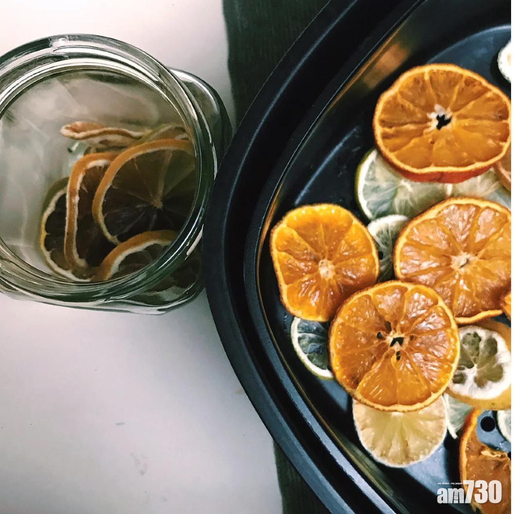 氣炸鍋食譜|如果想將香橙片當零食食用,建議先將香橙去皮才烘烤。