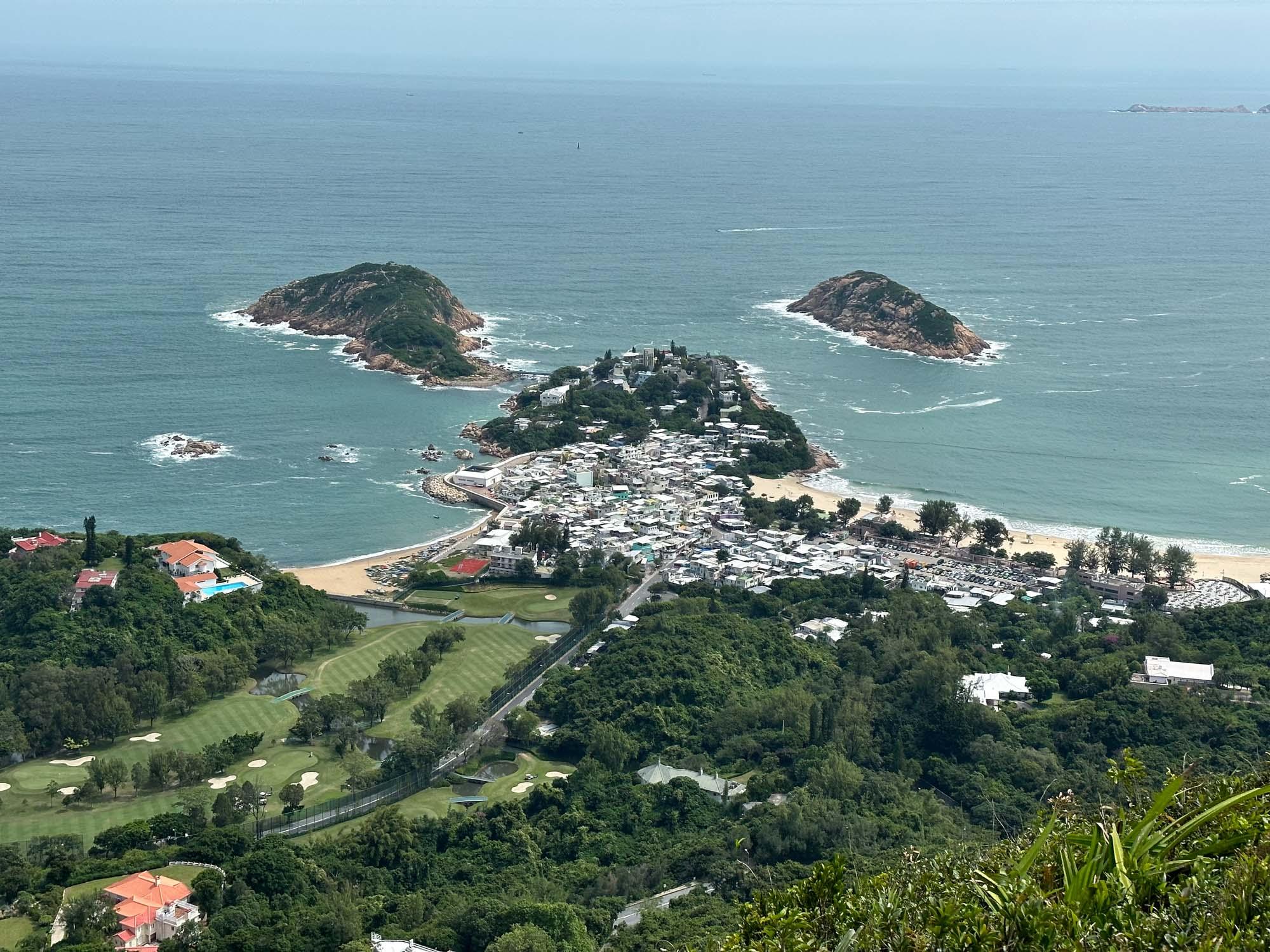 龍脊是港島徑第8段景點,面向石澳。(資料圖片)