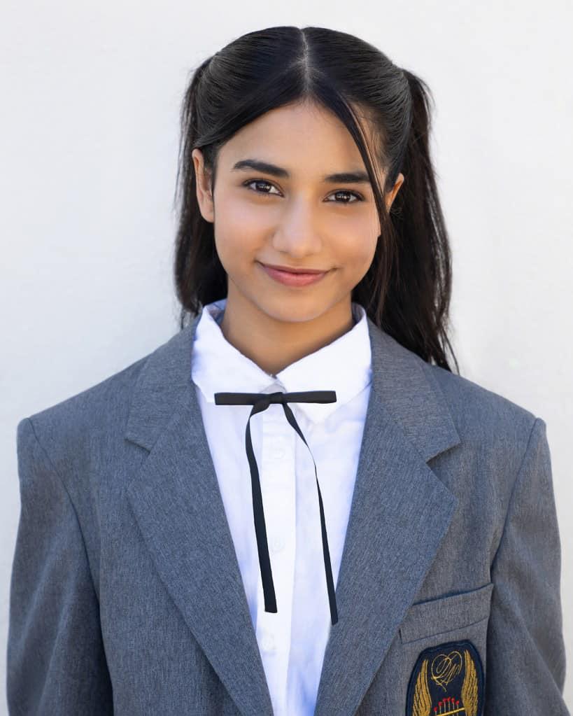 《Dream Academy》參賽者|Ezrela,20歲,來自澳洲。