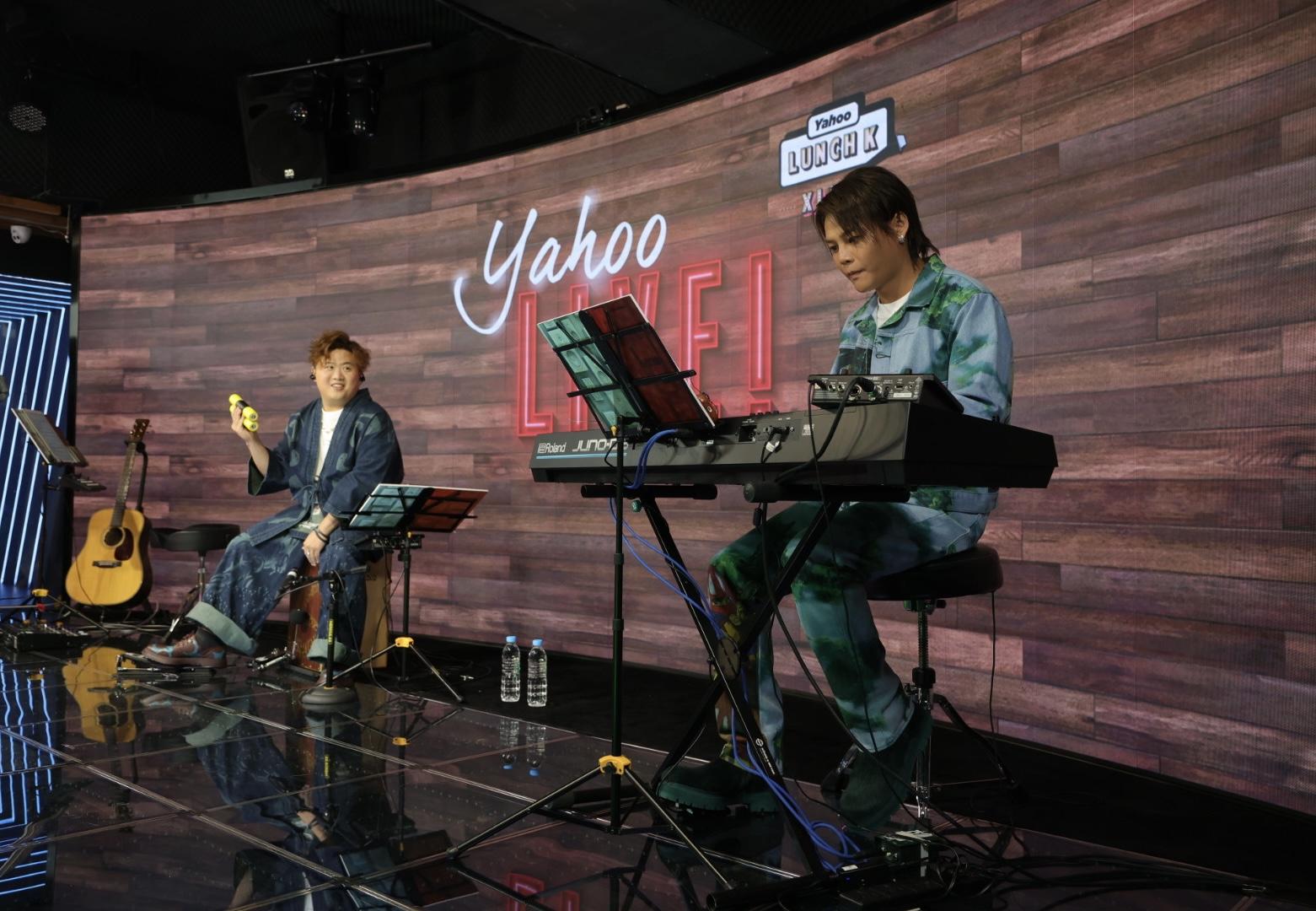 ERROR成員肥仔與保錡錄影新一集《Yahoo Lunch K XLive》。