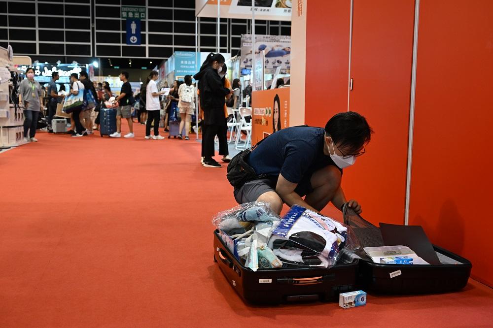 不少爸媽都滿載而歸。