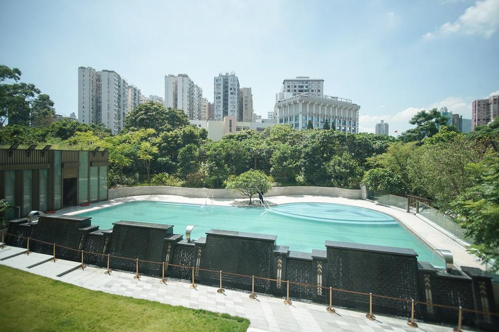 何文田傲玟會所 室內泥地網球場極罕見 每呎管理費要幾多?|多圖