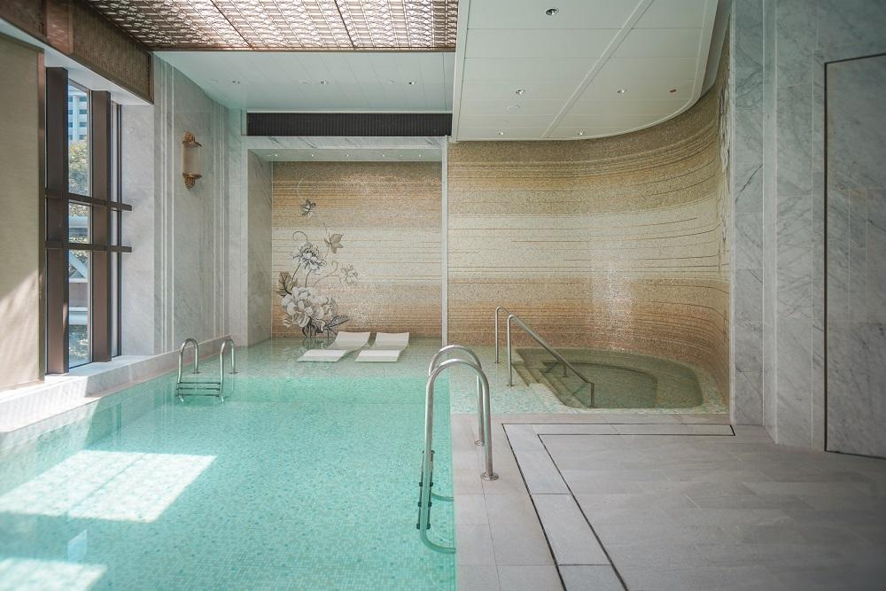 何文田傲玟會所 室內泥地網球場極罕見 每呎管理費要幾多?|多圖