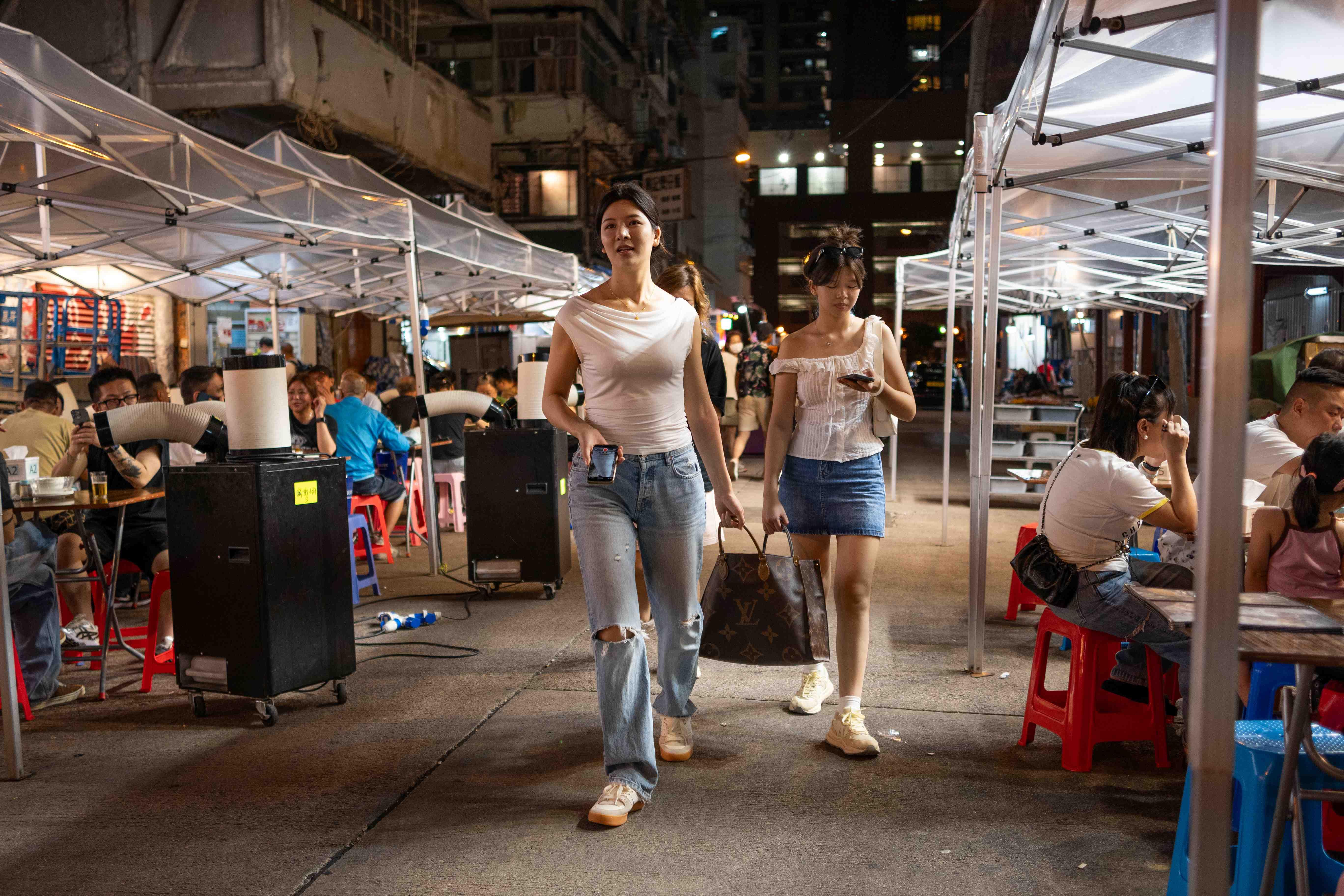 廟街 搞活夜經濟