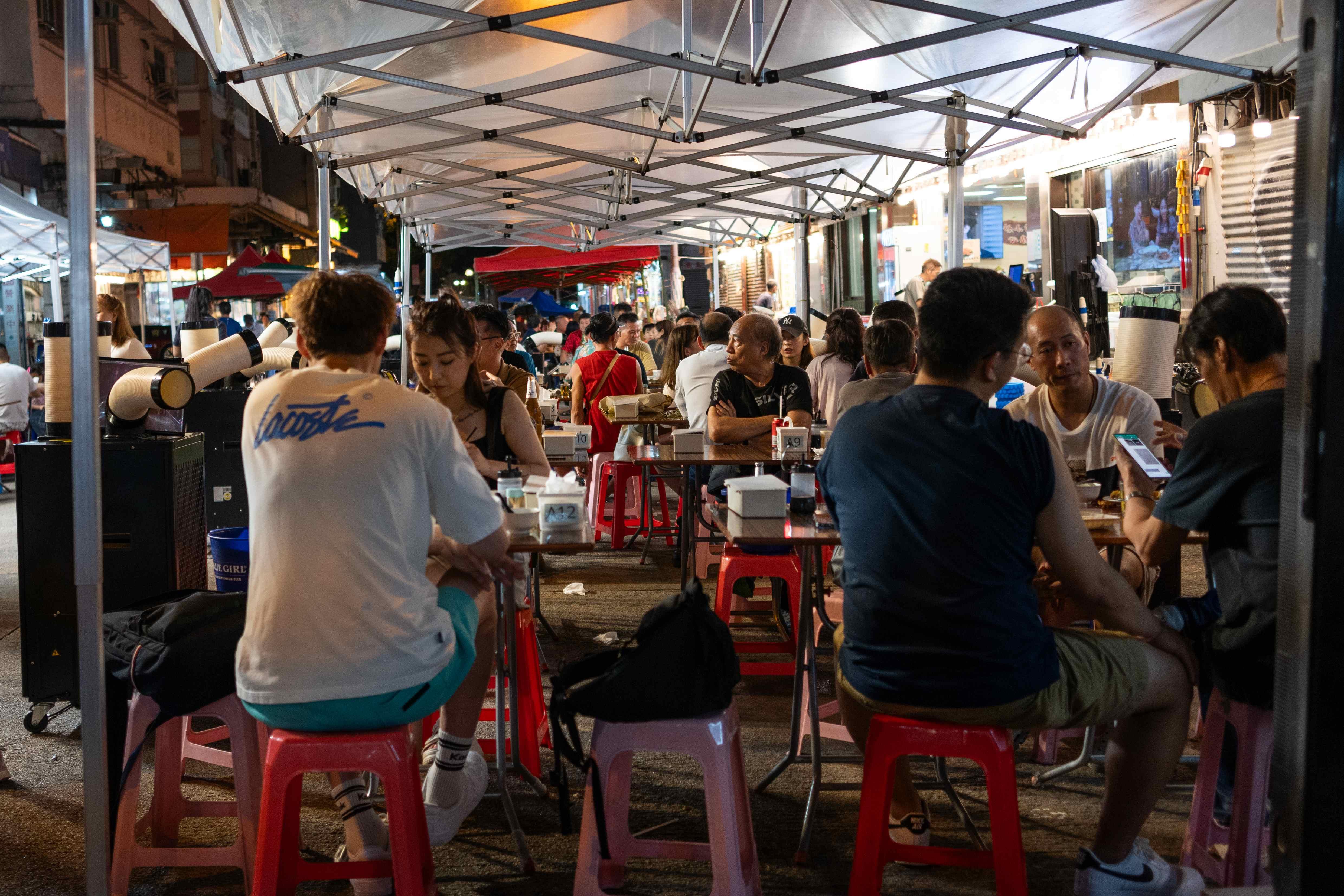 廟街 搞活夜經濟