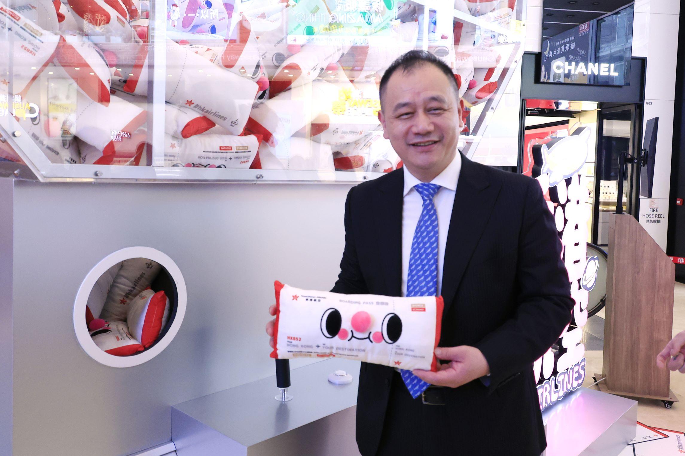 香港航空於Fashion Walk派逾1,000張免費機票