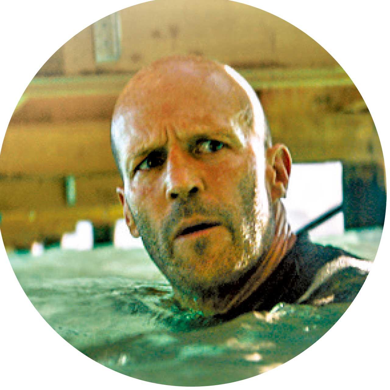 《極悍巨鯊2:深溝》