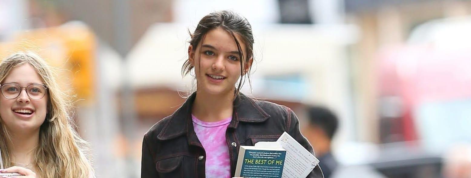 湯告魯斯女兒Suri長大