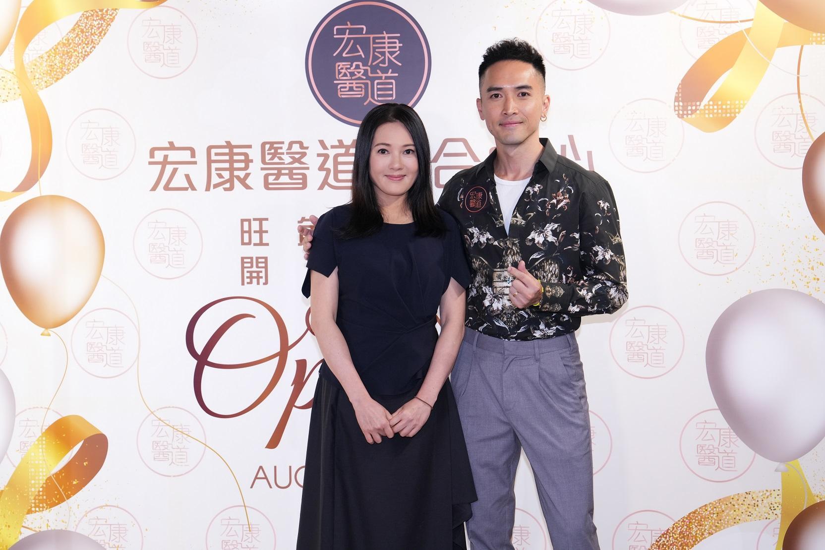 陳國峰出任痛症治療師,李麗珍笑言需要治療。