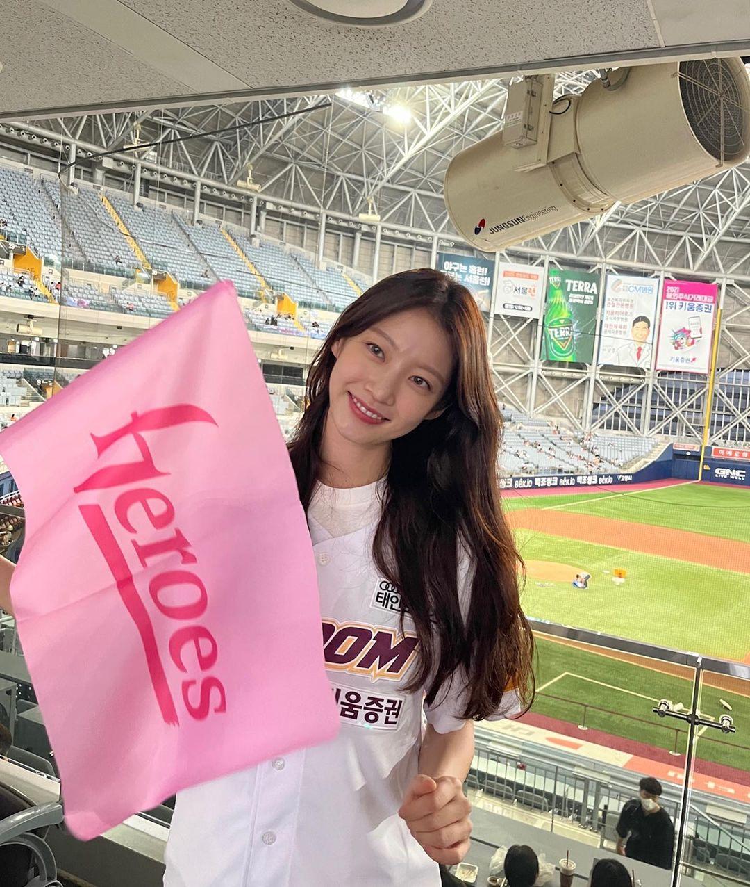 孔升妍為定妍家姐。(孔升妍IG)