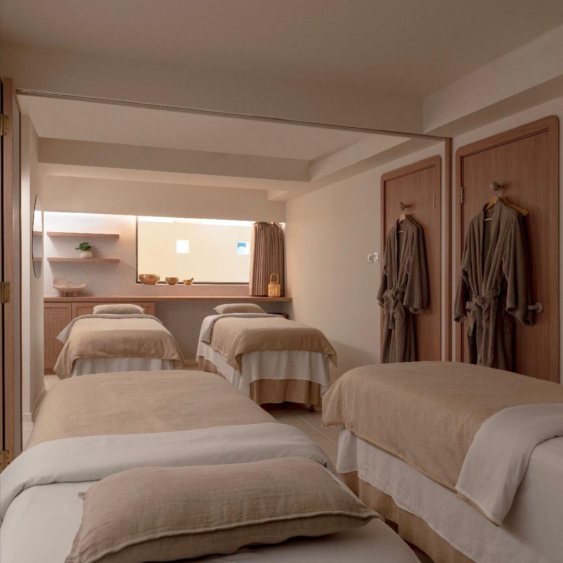 2樓特設4人套房。