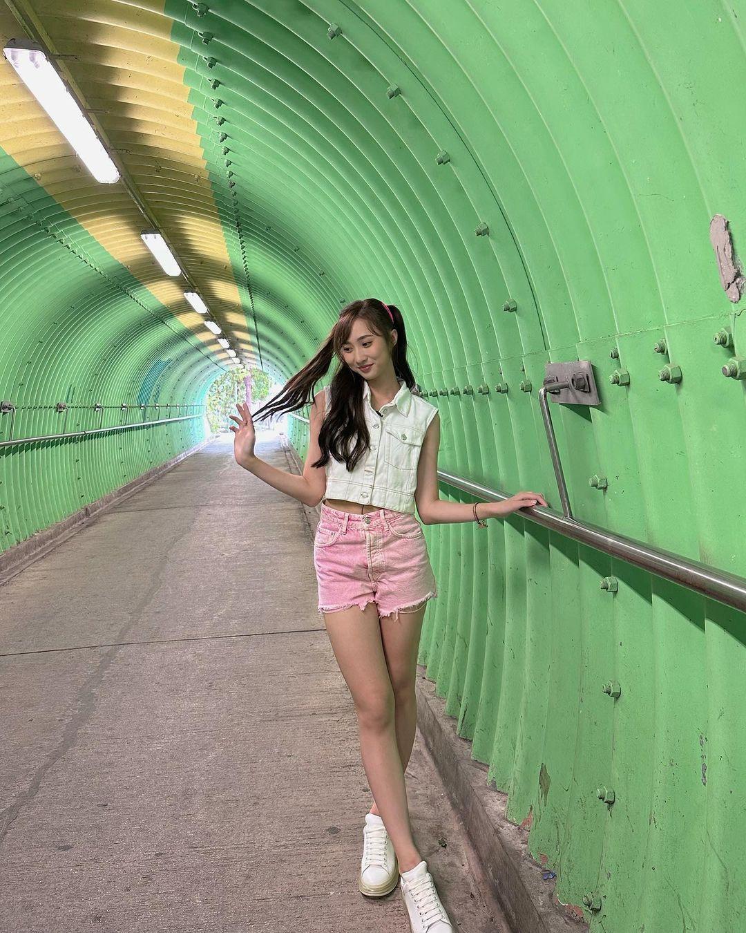 鍾柔美Yumi身高1.69cm。(鍾柔美Yumi IG)