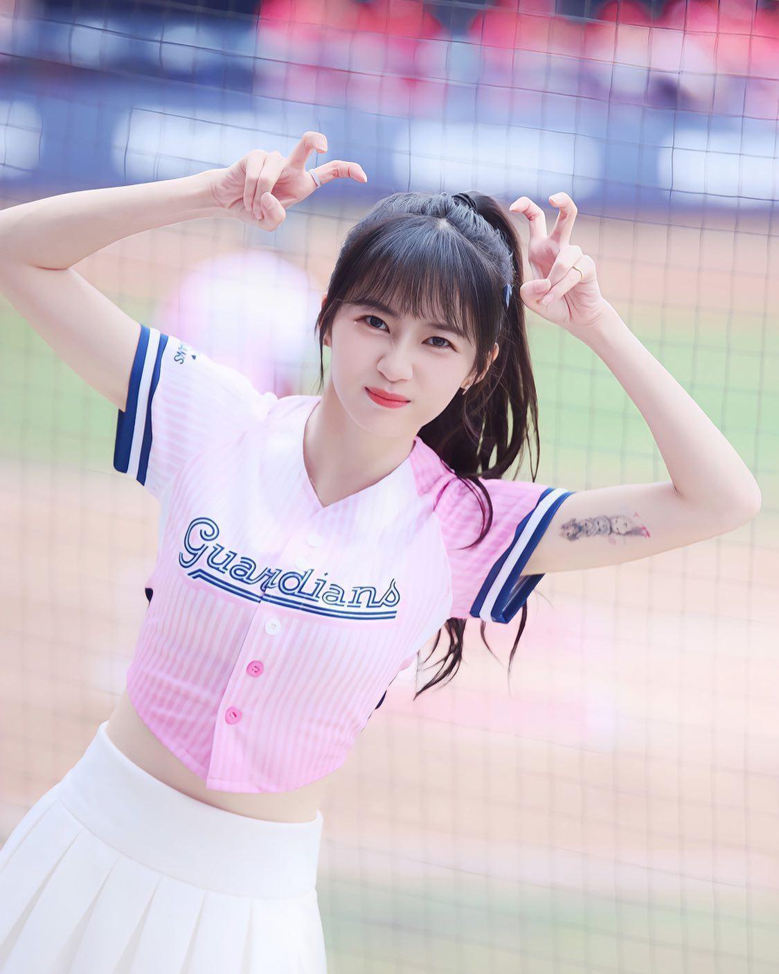 慈妹(彭翊慈)為Fubon Angels啦啦隊成員,街舞出身。(慈妹fb)