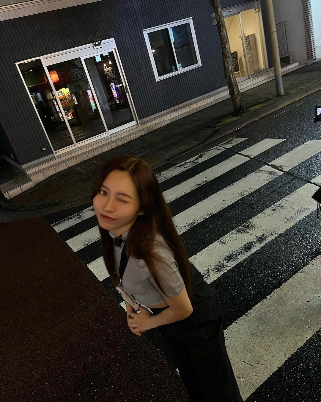 Ivy So@Collar早前赴日本與隊友拍攝。(Ivy So蘇雅琳 IG)