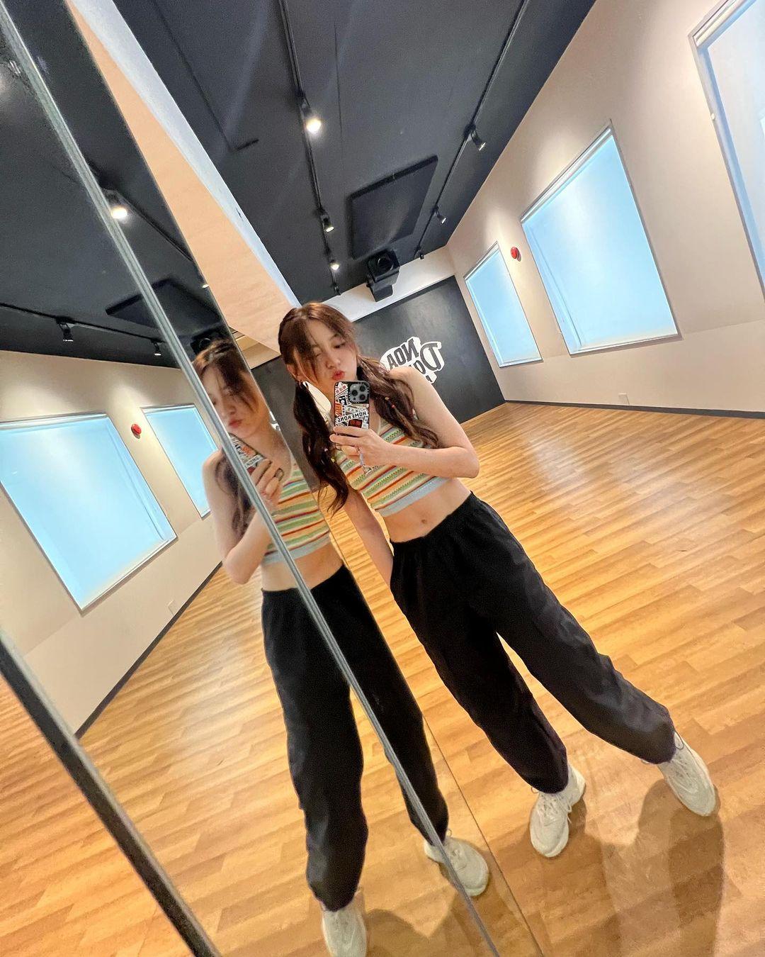 Ivy So@Collar早前赴日本與隊友拍攝。(Ivy So蘇雅琳 IG)