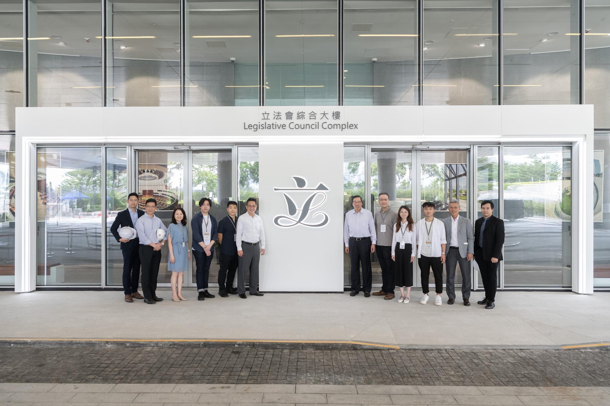 Ray Online|立法會美化工程 梁君彥指「鼓底」入口化身成打卡位(梁君彥Facebook圖片)