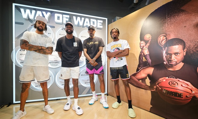 韋迪聯同迪安基路羅素(D'Angelo Russell),剛退休的熱火老臣子夏士林(Udonis Haslem)及兒子薩伊亞韋迪(Zaire Wade)到訪香港。