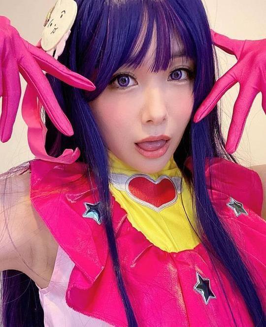 動畫《我推的孩子》熱潮吹襲香港,素海霖Cosplay成當中角色「星野愛」。