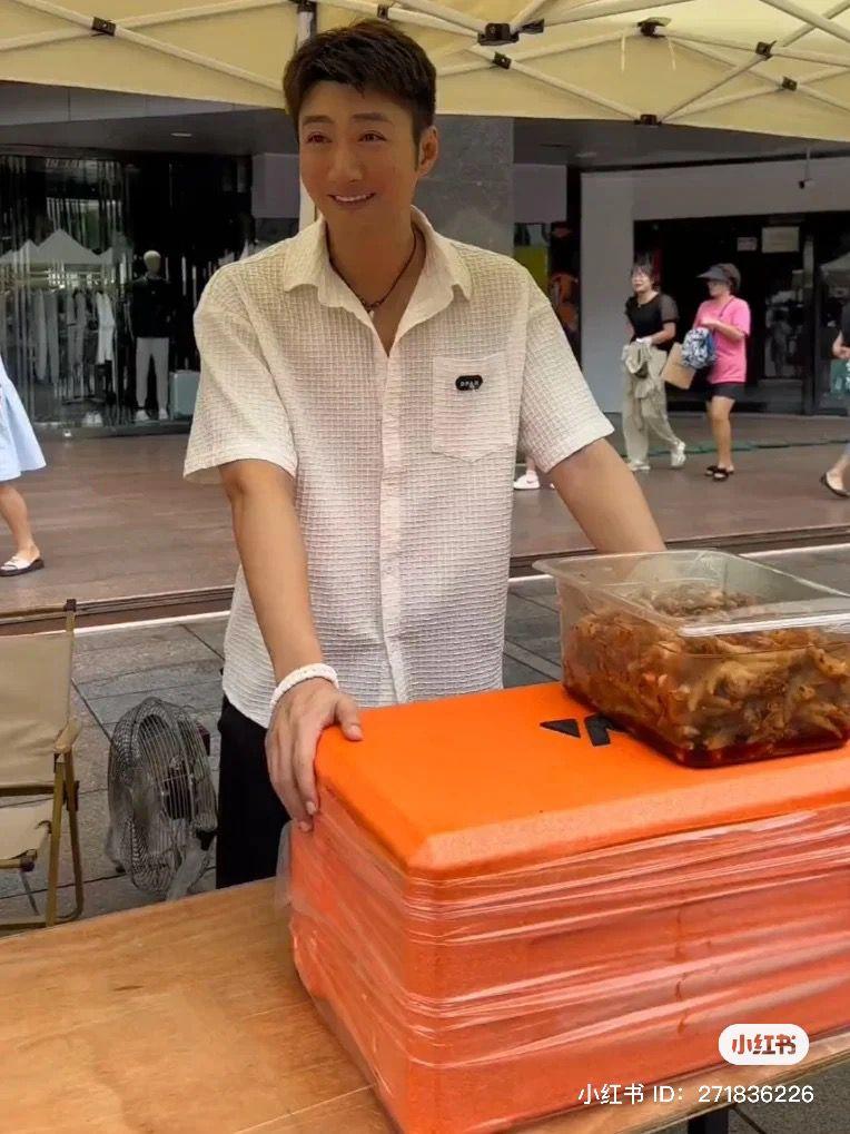 蔡淇俊廣州街頭被捕獲賣雞腳