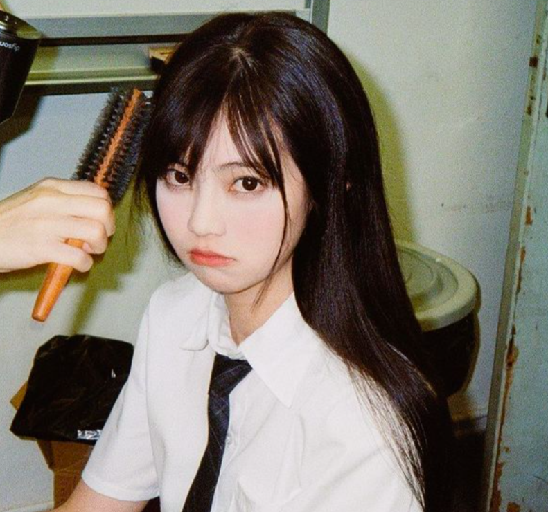 區明妙學生妹造型(區明妙IG)