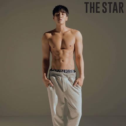 安普賢與Jisoo@Blackpink公開拍拖。