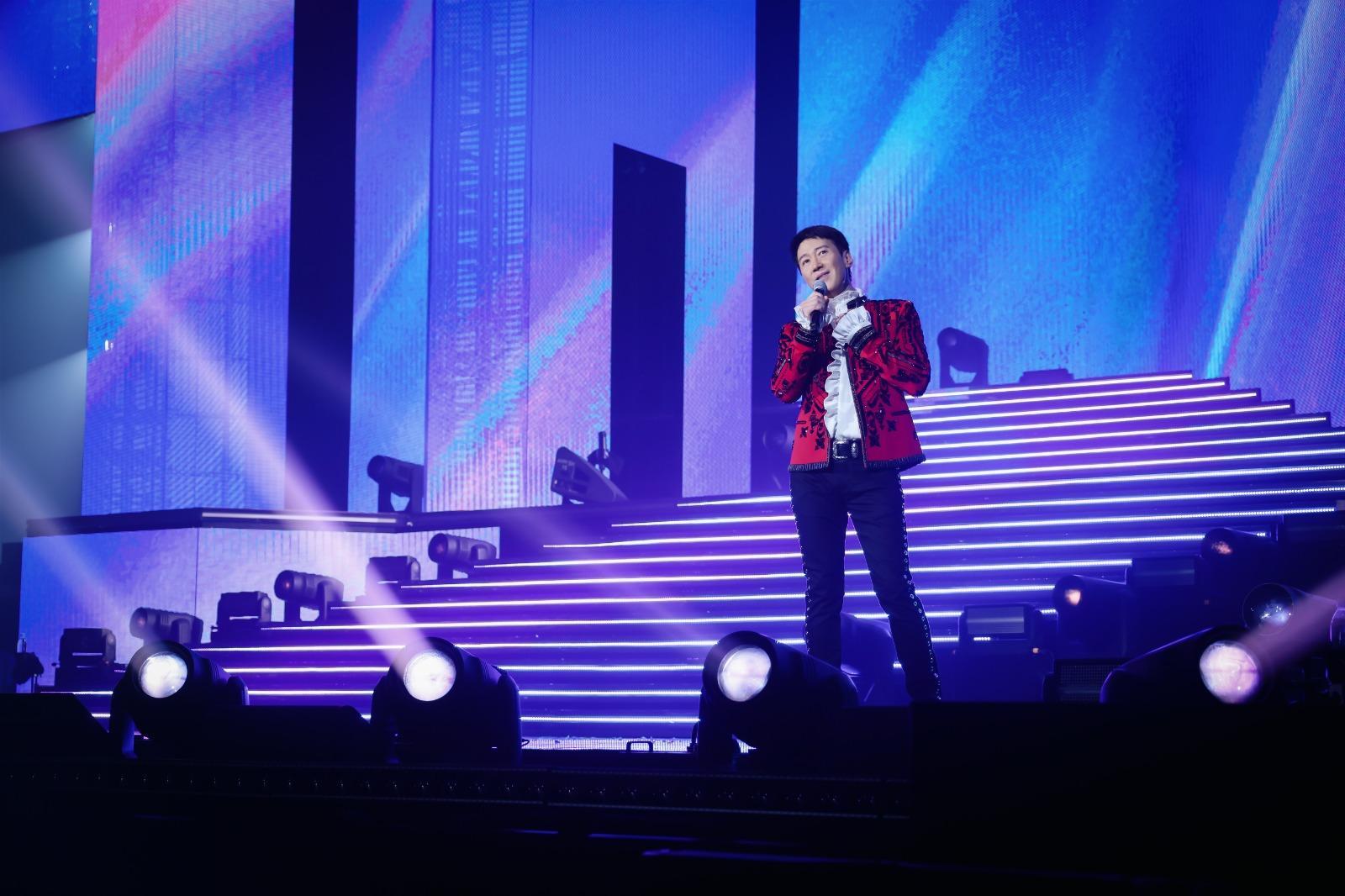 黎明今日公布開騷的好消息,將於11月14日起舉行紅館開演唱會。