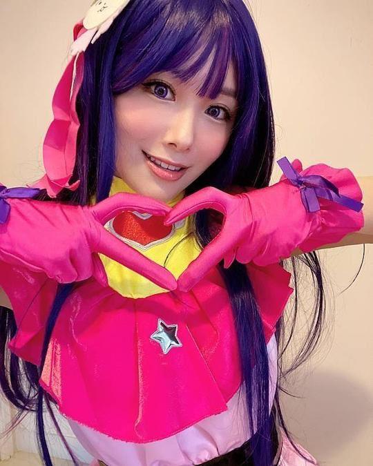 動畫《我推的孩子》熱潮吹襲香港,素海霖Cosplay成當中角色「星野愛」。