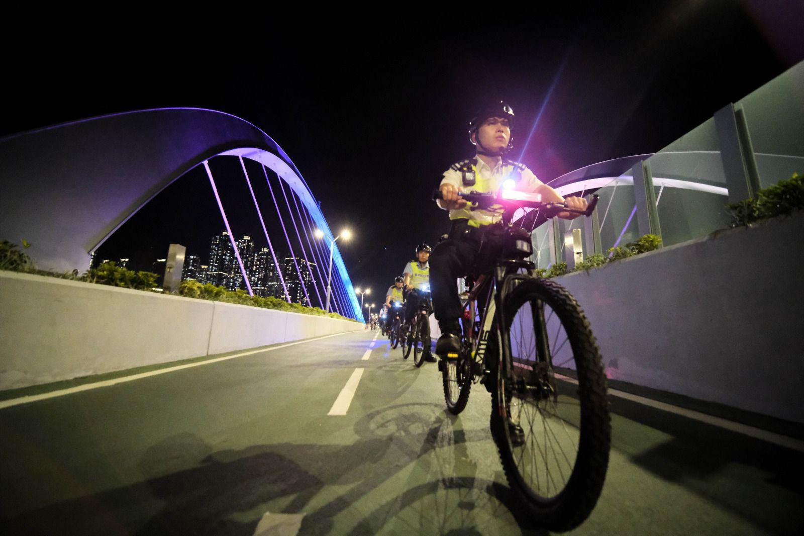 將軍澳打擊非法駕駛電動可移動工具 共拘10人檢電動單車電動滑板車