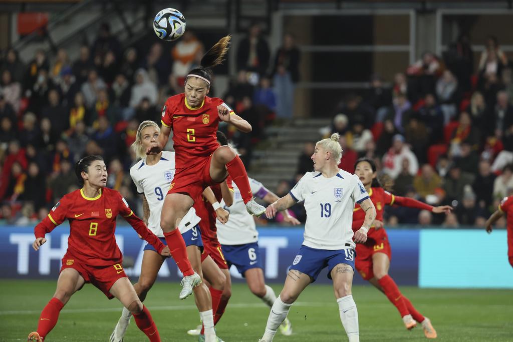 中國女足慘敗在英格蘭腳下,首次分組賽出局。(美聯社)