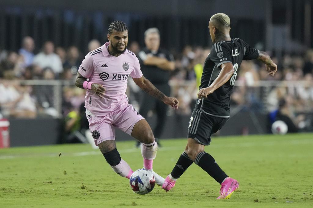 國際邁亞密賽和拿舒維爾。(美聯社)