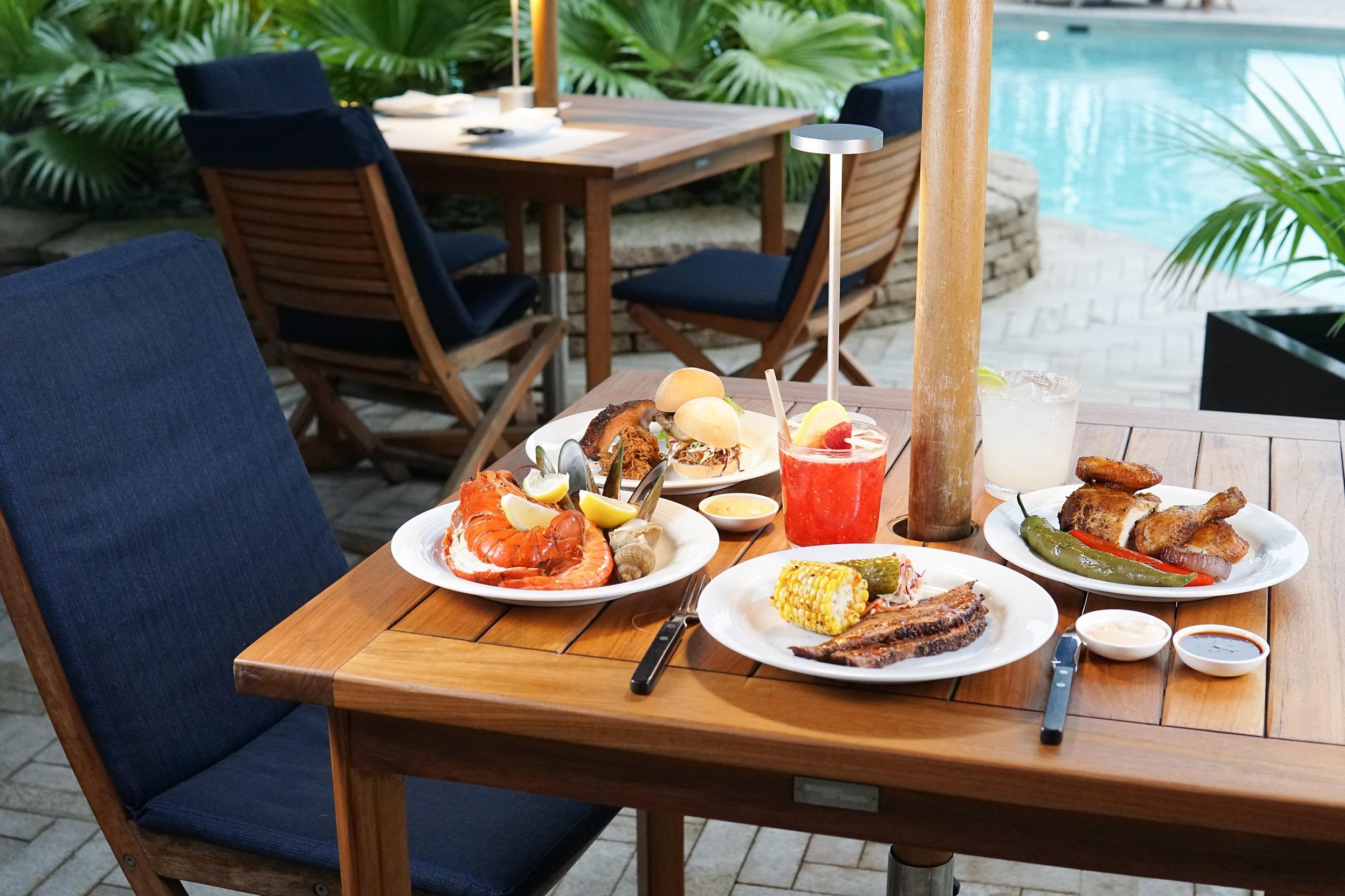 香港君悅酒店The Grill買二送二 露天池畔餐廳燒烤自助晚餐