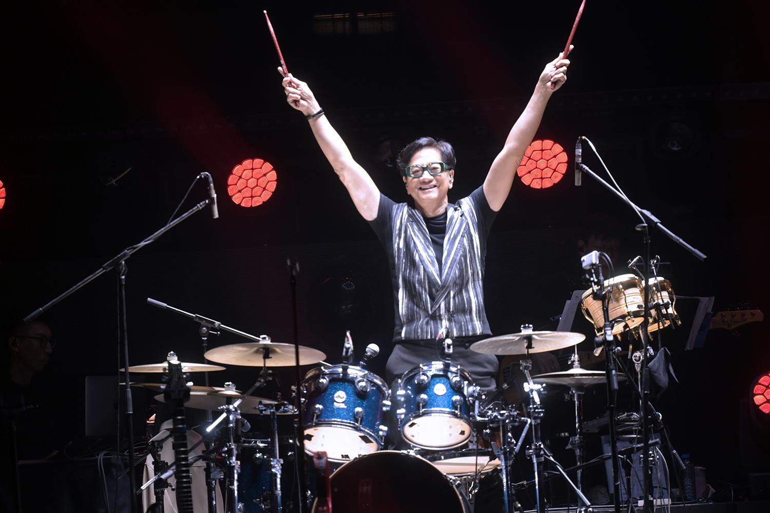 陳友表示今次開騷才有機會首次與孫女見面。