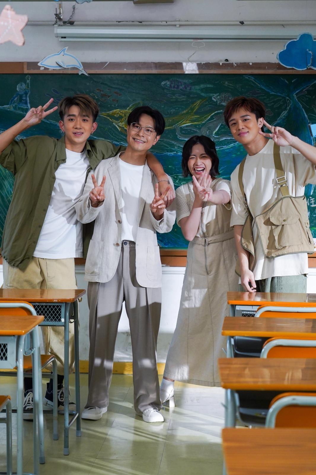 陳健安今次MV邀請《全民造星V》學員羅子熙和王希晉演出,Sica亦一同飾演學生。