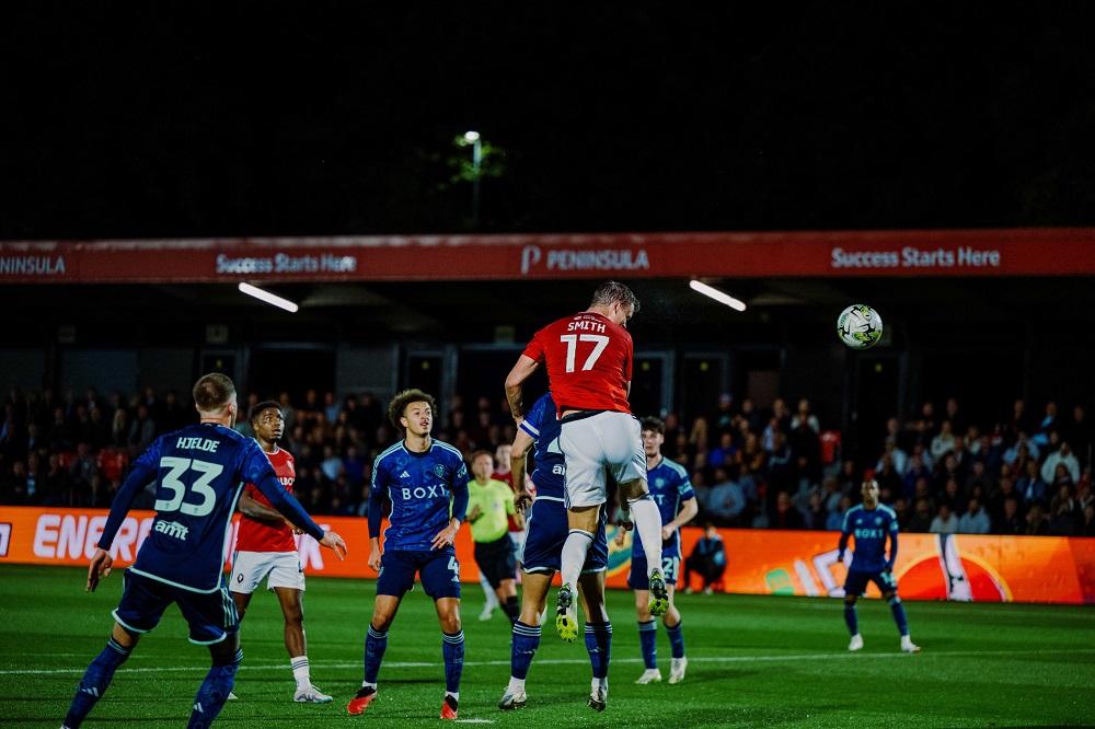 馬特史密夫為沙福特城領先。(沙福特城X)