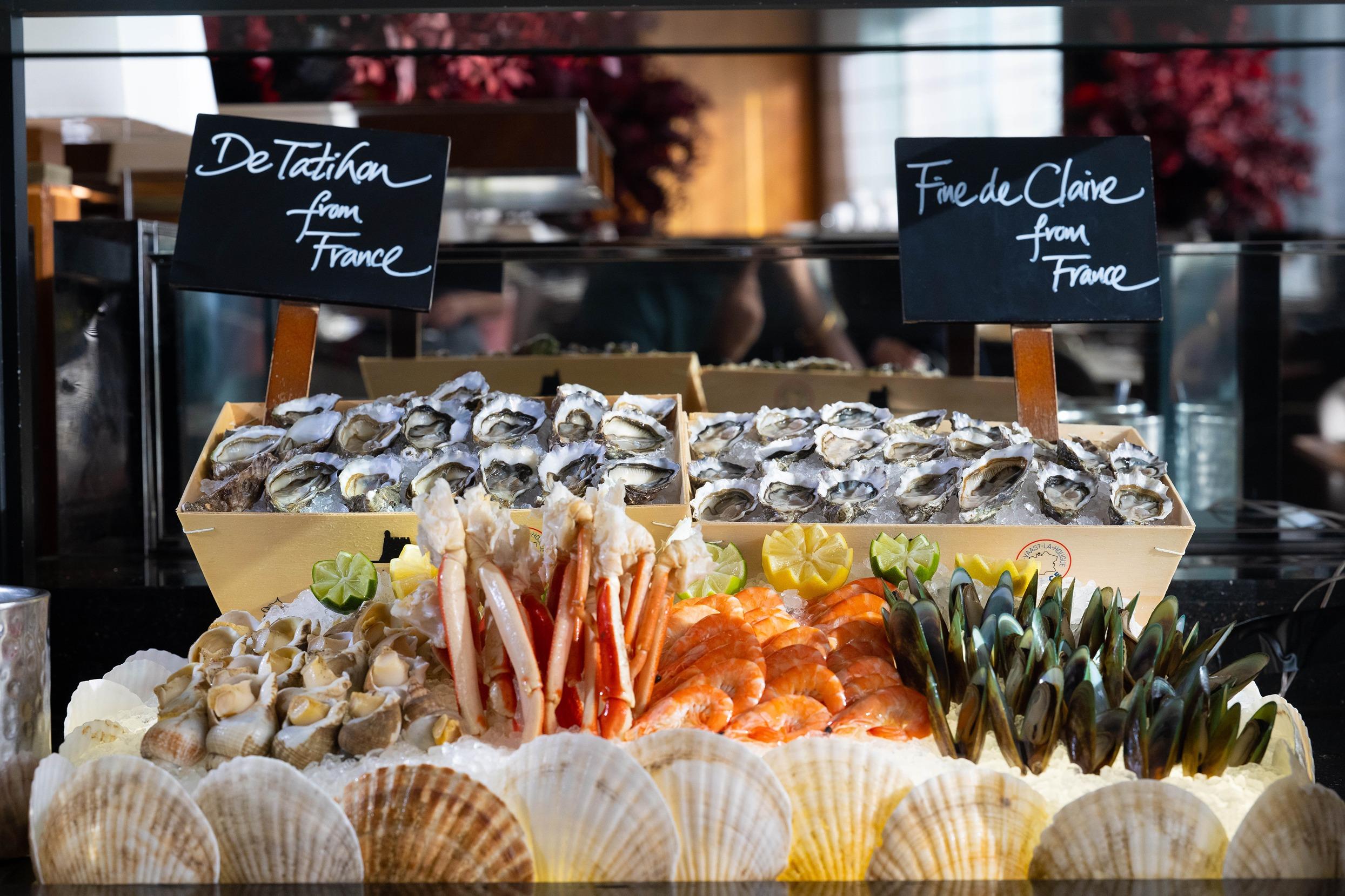 香港君悅酒店Tiffin茶園自助午餐 85折再送茶園下午茶