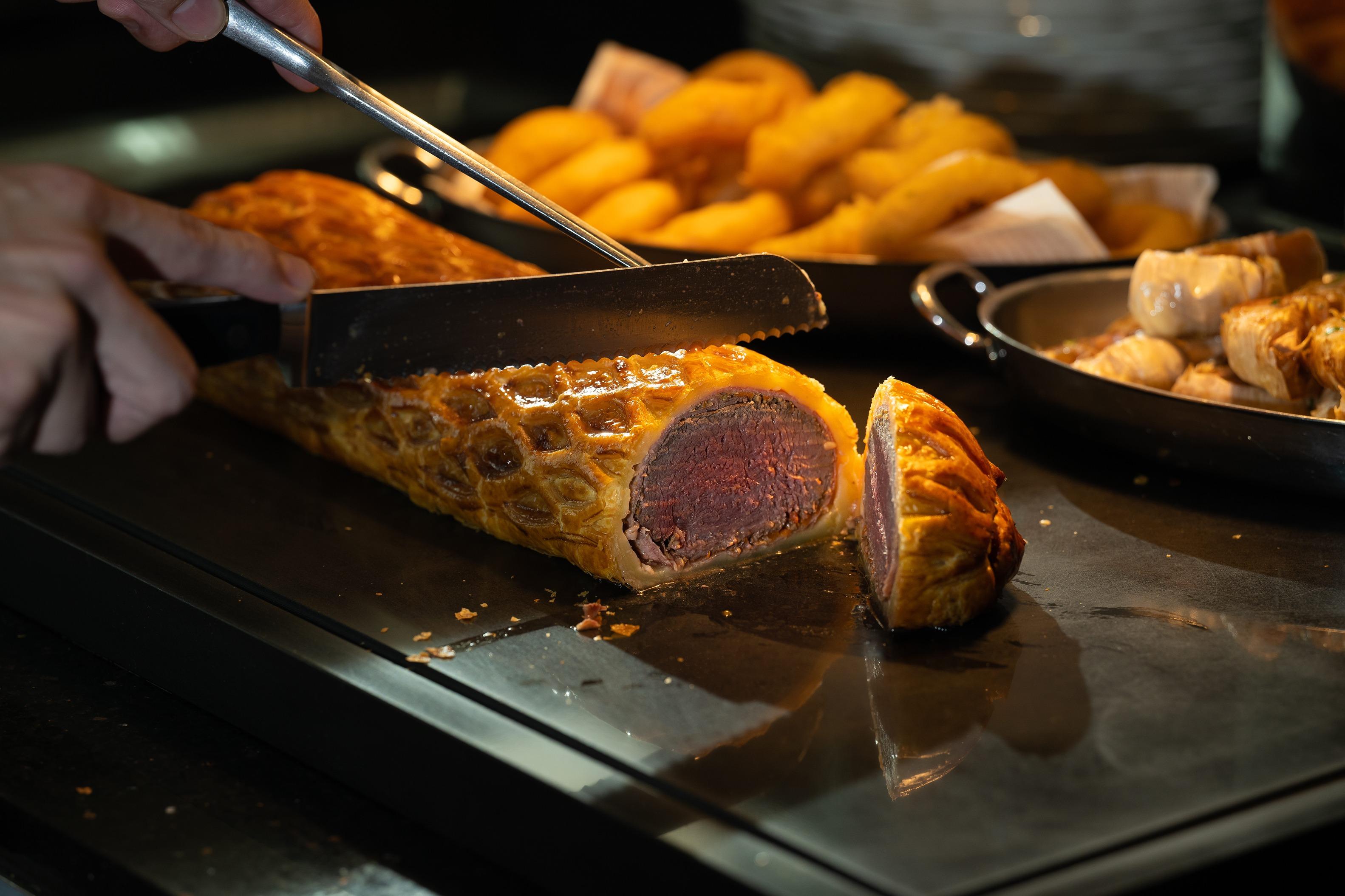 香港君悅酒店Tiffin茶園自助午餐 85折再送茶園下午茶