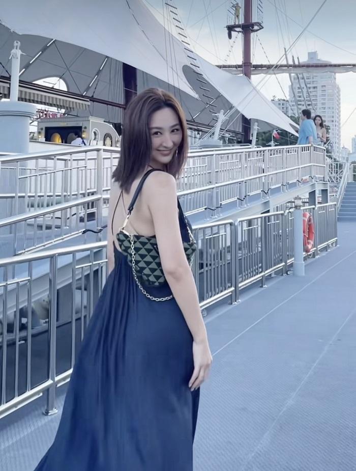 回眸一笑,電死未。