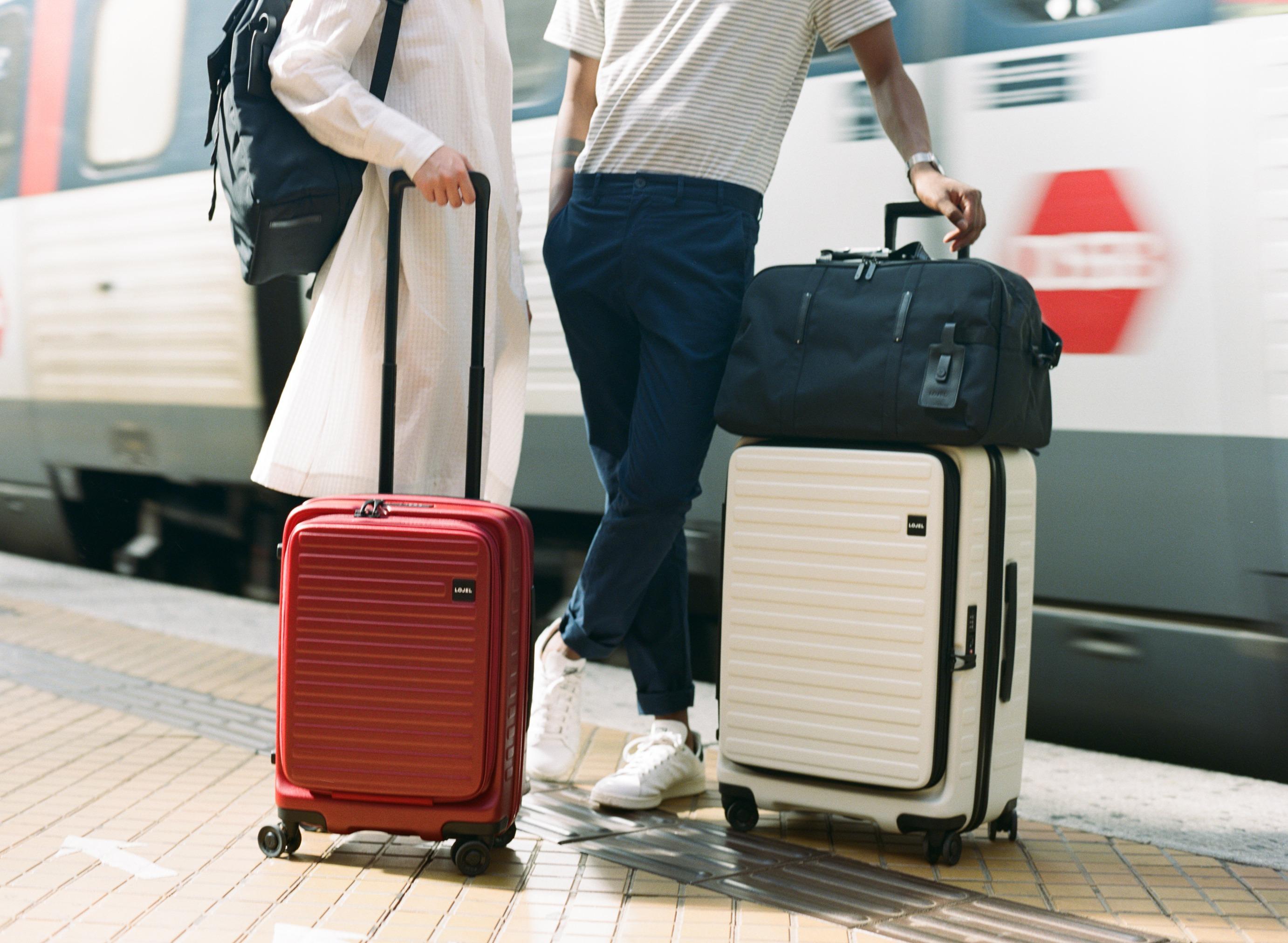 日系行李箱LOJEL於1989年在日本成立。