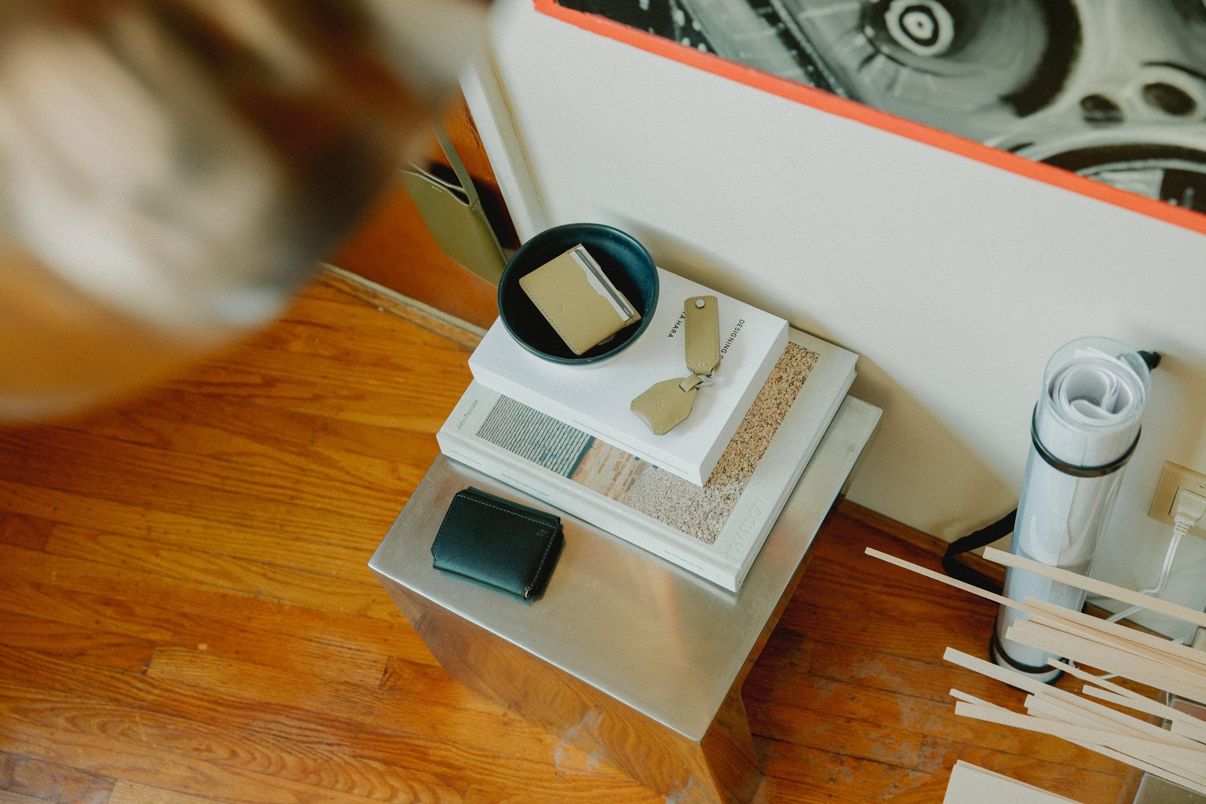 旅行配件系列Iloj,主打耐用的皮革單品。