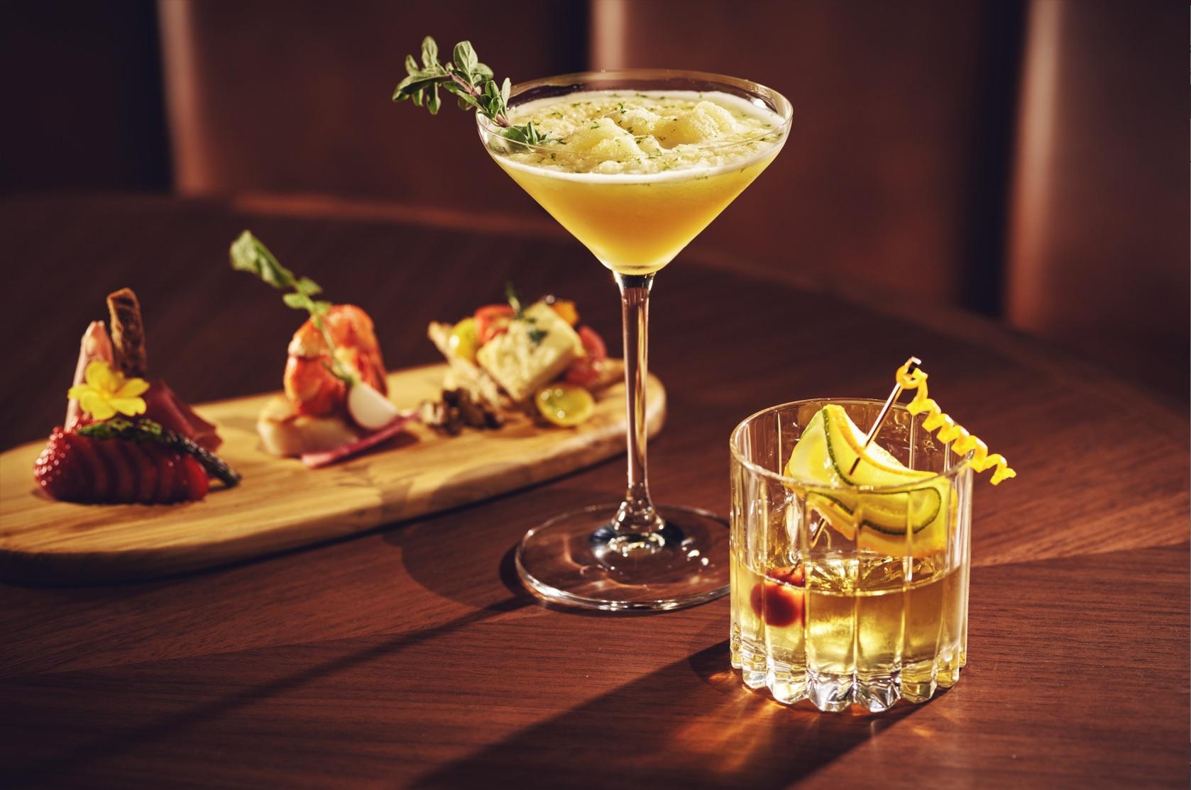 LOKAL HOUSE 的大廚來自意大利,擅長糅合當地食材及西式烹調手法來做出別出心裁的料理。(圖片來源:PRTIMES)