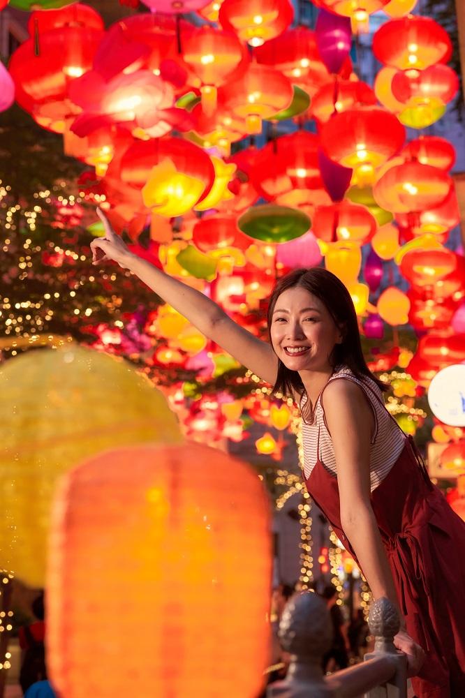 絕技三:利用前景後景影燈海