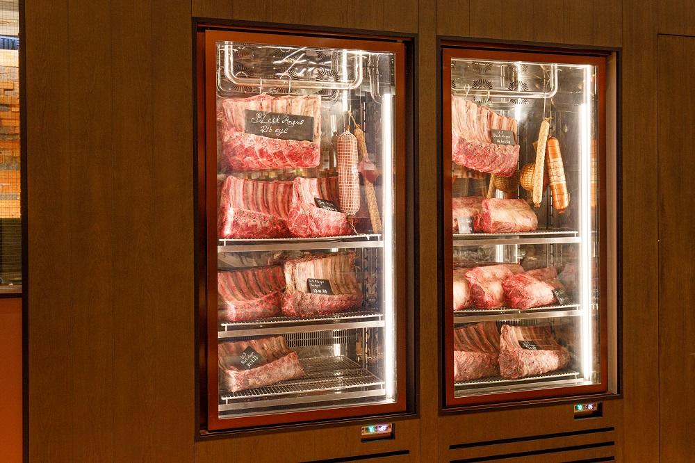 優質午餐│假日Brunch逢星期日及公眾假期中午12時至下午3時供應,菜色豐盛。